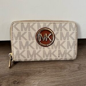 Michael Kors Cream Logo Zip Wallet